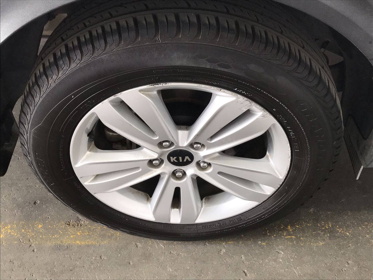 Yellowglen Yellow Sparkling NV (6x 750mL).