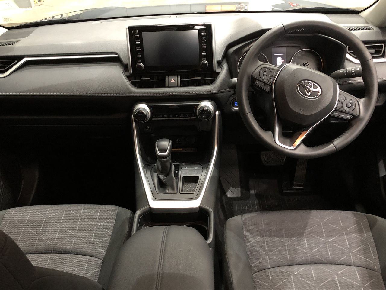 Wolf Blass Red Label Sparkling Pink Moscato NV (6x 750mL).