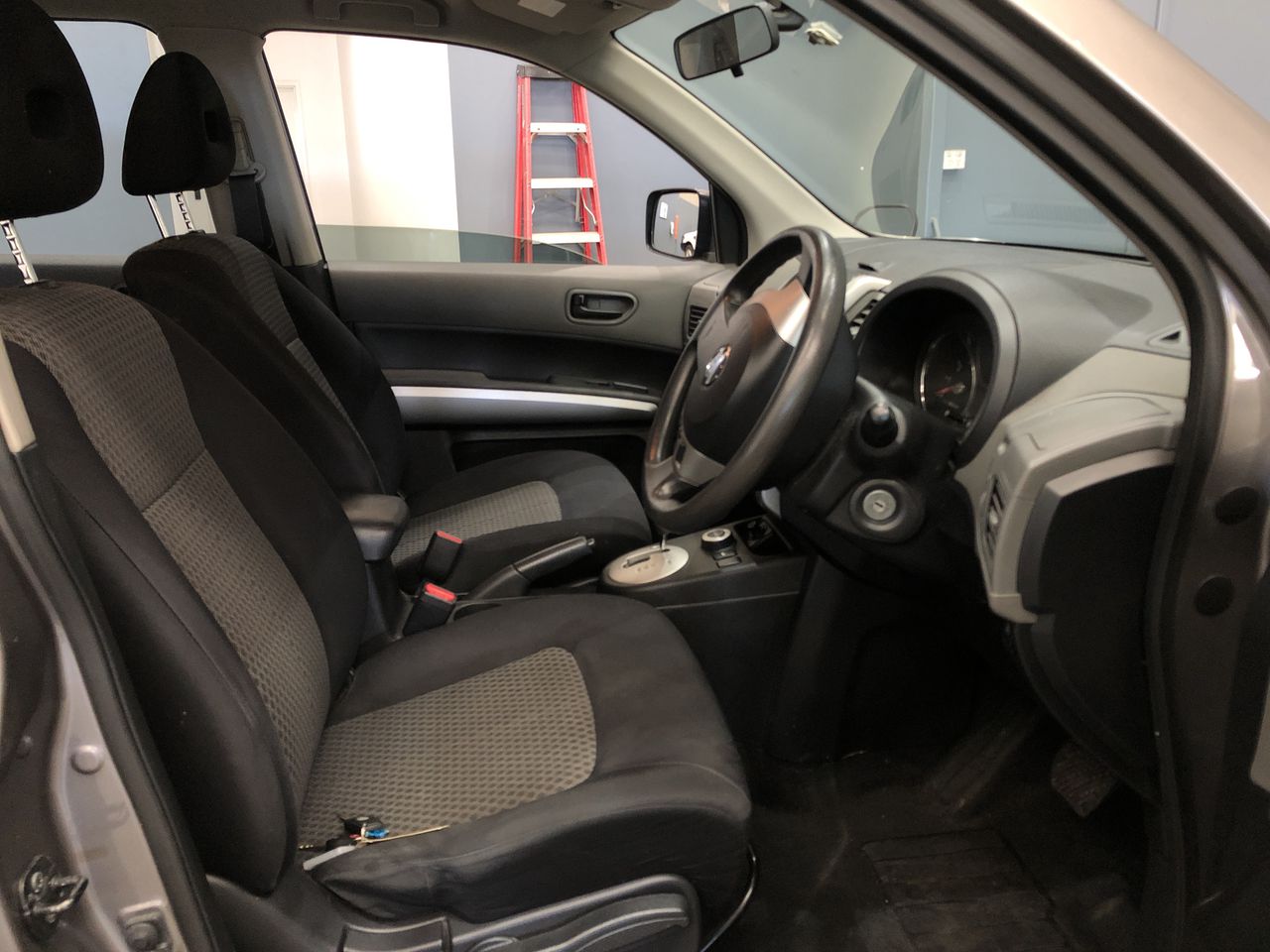 Jules Roy Pinot Noir 2024 (6x 750mL), France.