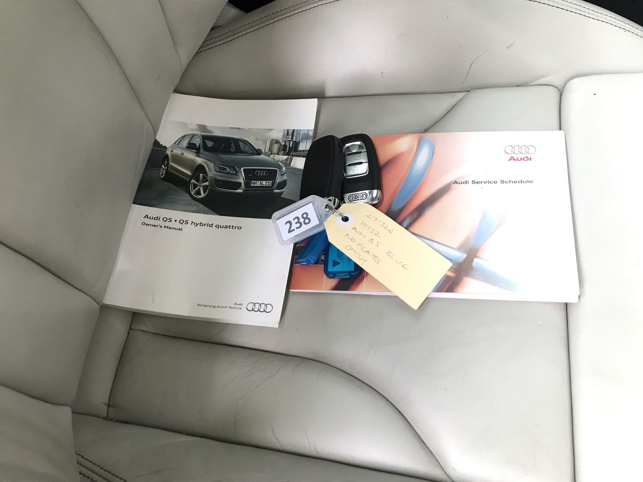 Pierre Delize Blanc De Blancs Brut NV (6x 750mL), France.