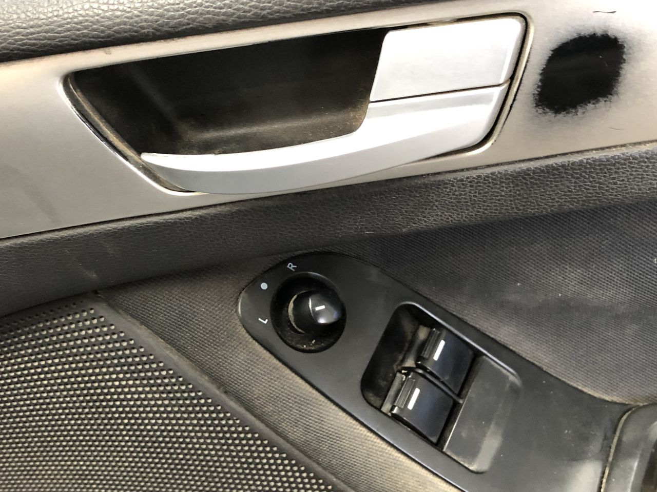 Mixed Brands Portable DVD Players And Multimedia Devices (Lot of 23)