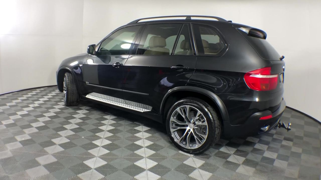 Quantity of Steel Pipes