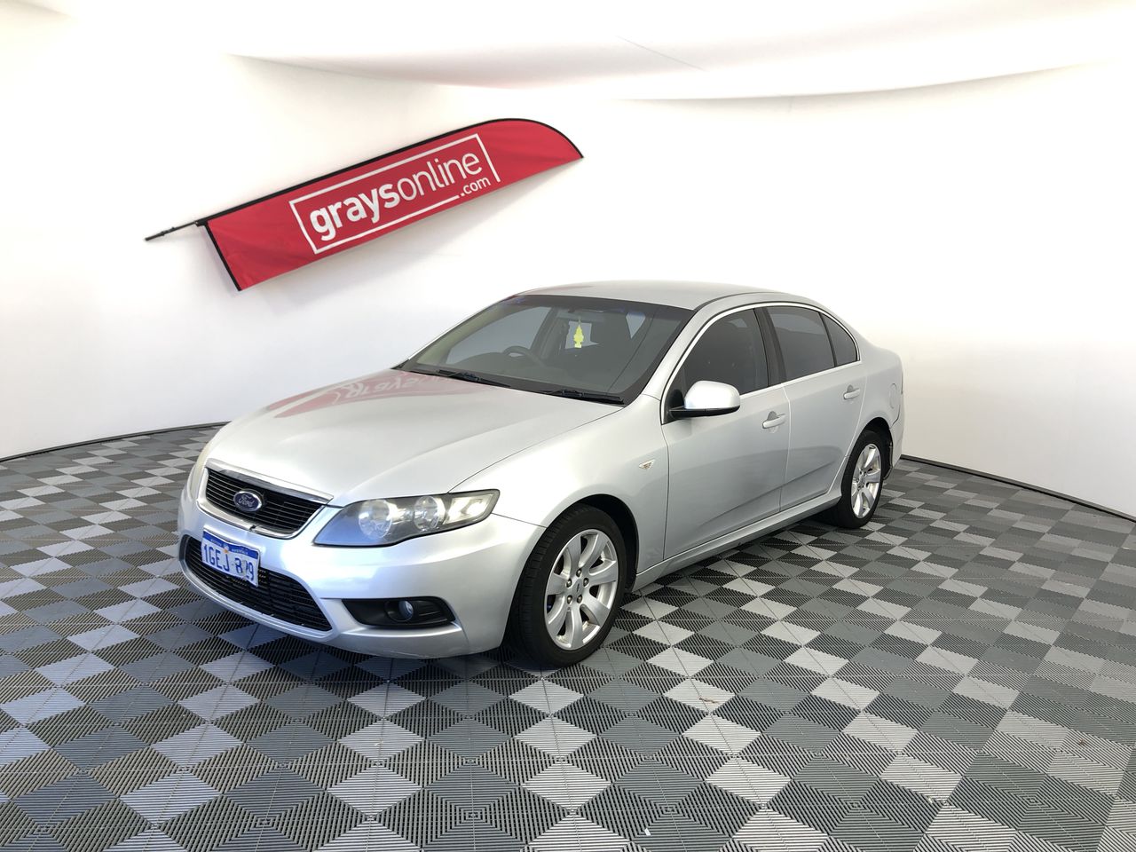 Elephant in the Room Buttery Chardonnay (6x 750mL).