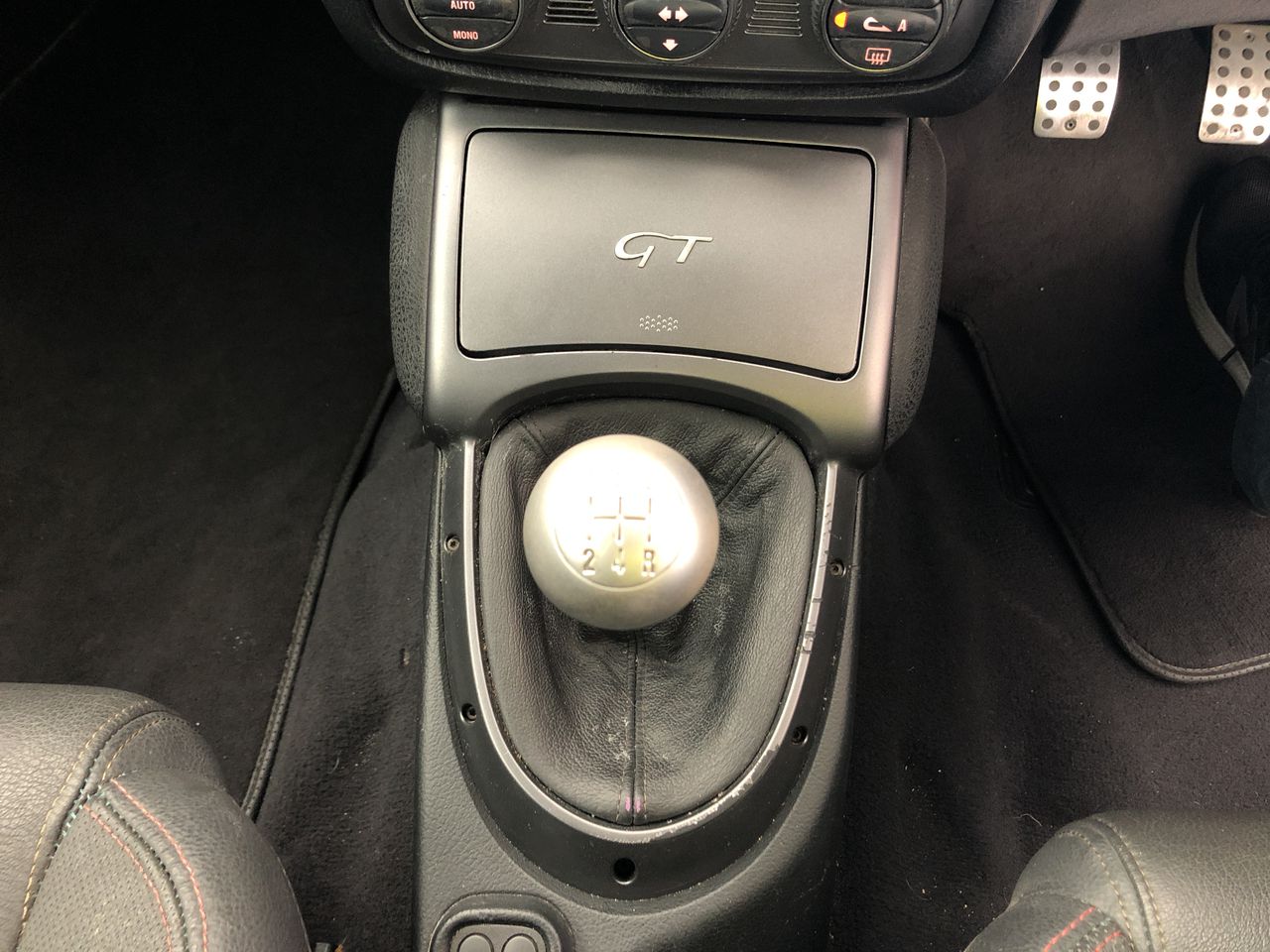 De Bortoli `Sacred Hill` Sparkling Brut NV (6x 750mL), Riverina, NSW.