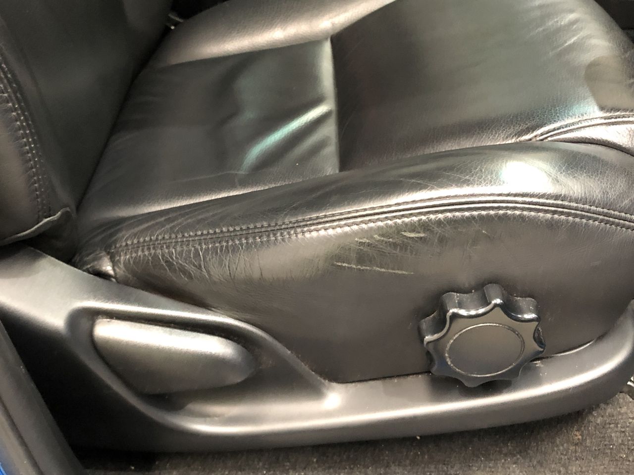 2022 Queen Elizabeth Platinum Jubilee Gold plated Medallion