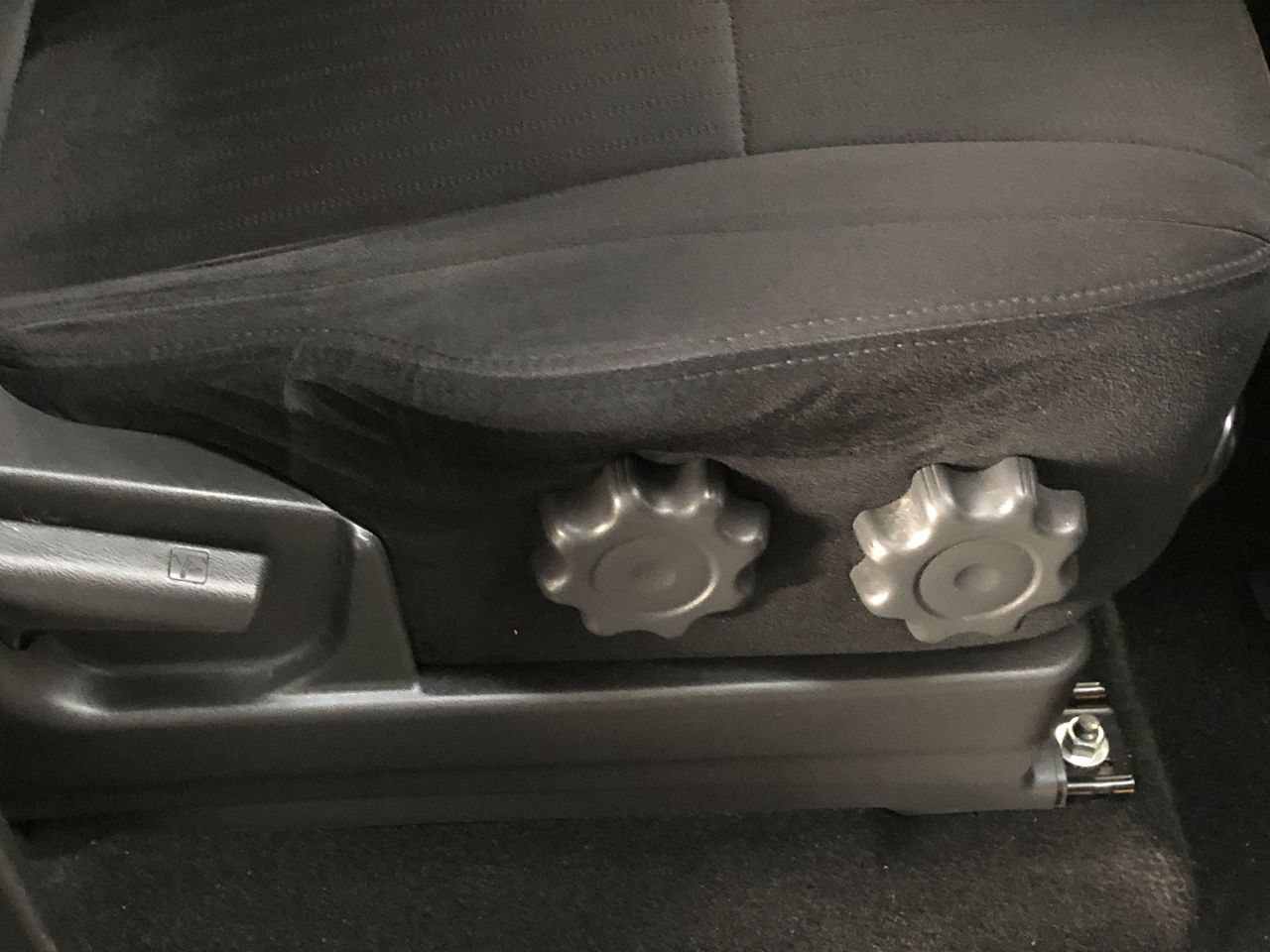 1 OZ 1948-215 FX, The First Holden Coin/token Finished in 999 Fine Silver