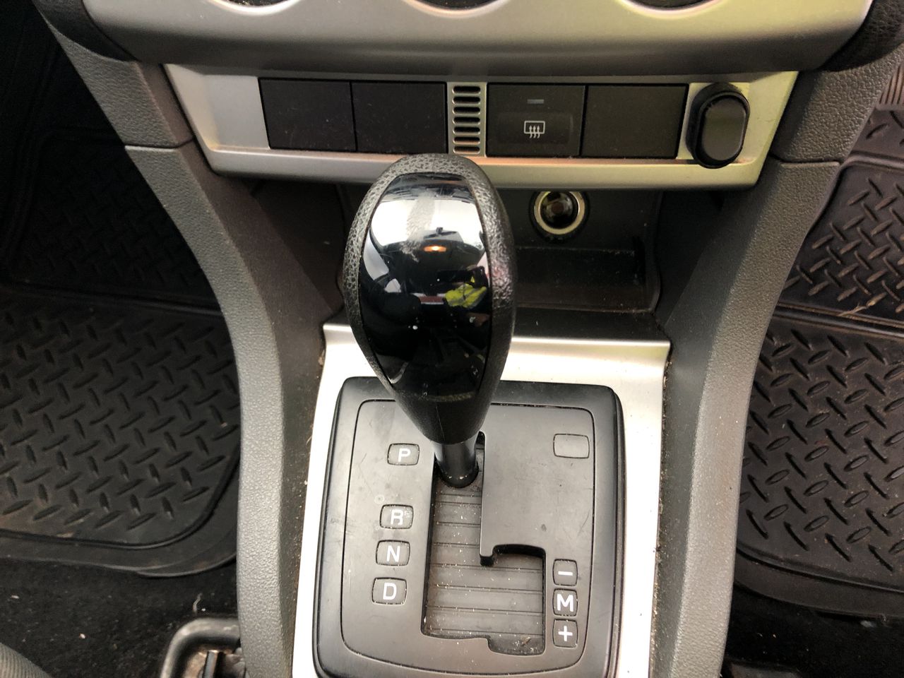 0.12 carat white round 4 diamond