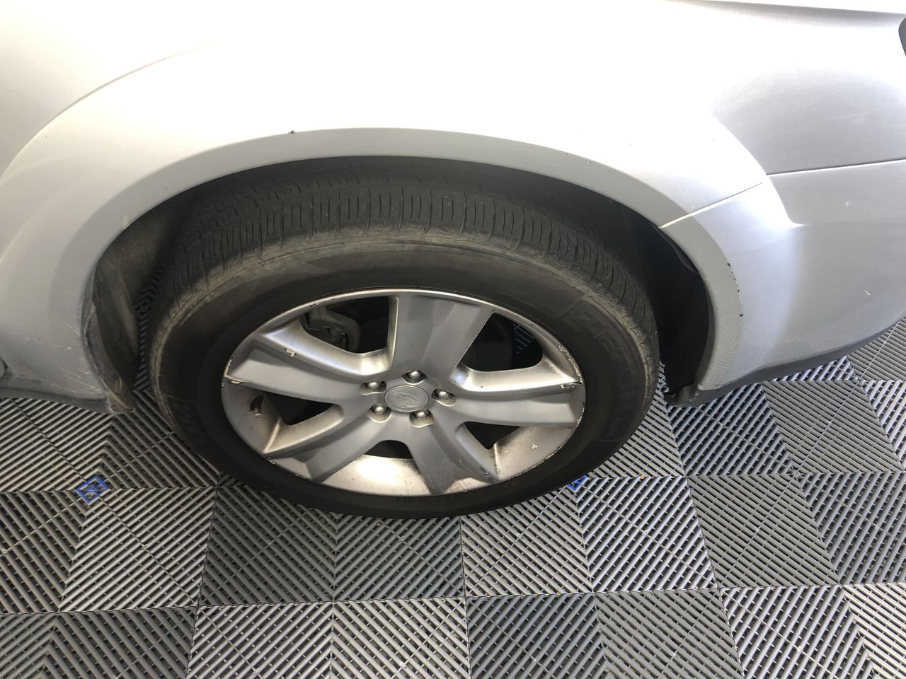 Designer Simulated Diamond Pendant Necklace in Silver