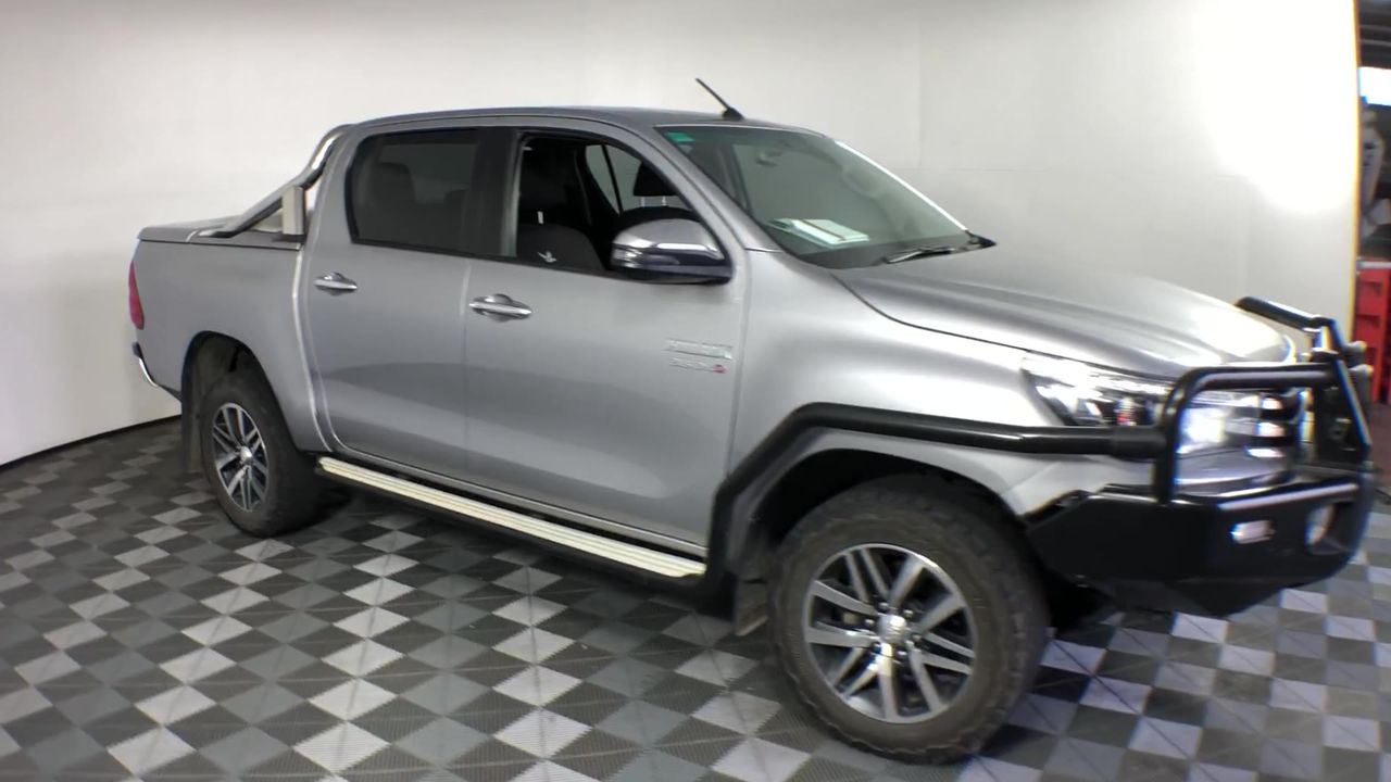 Arctix Kids' Powder Winter Boot. Size: US9, Fuchsia. NB: Slight minor use.