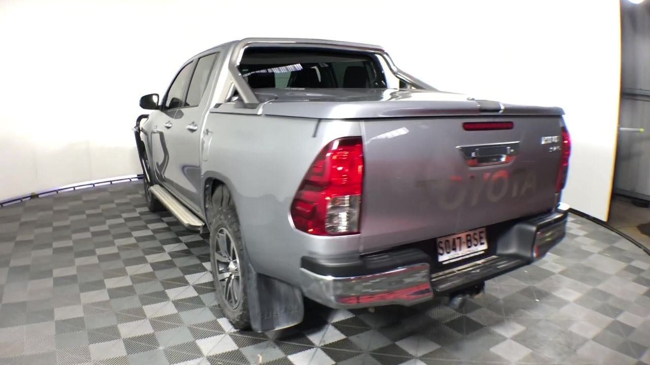 PUMA ESS Small No1 Logo Hoodie, Size L, New Navy (16), 199181. NB: tear alo