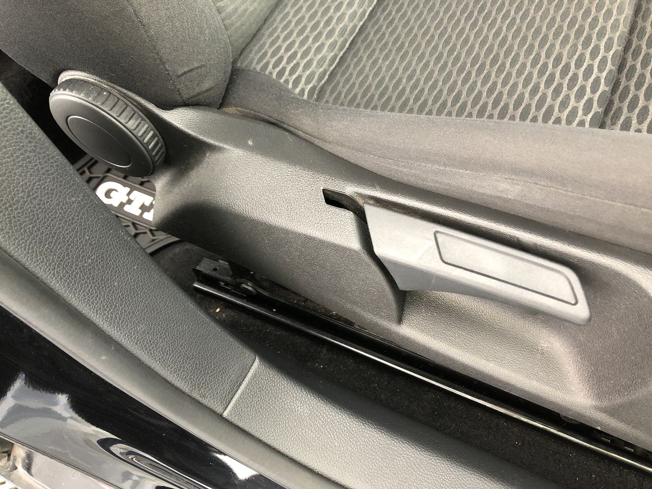 Quantity of 24 Wrought Iron Style Fence Panels (Unused)