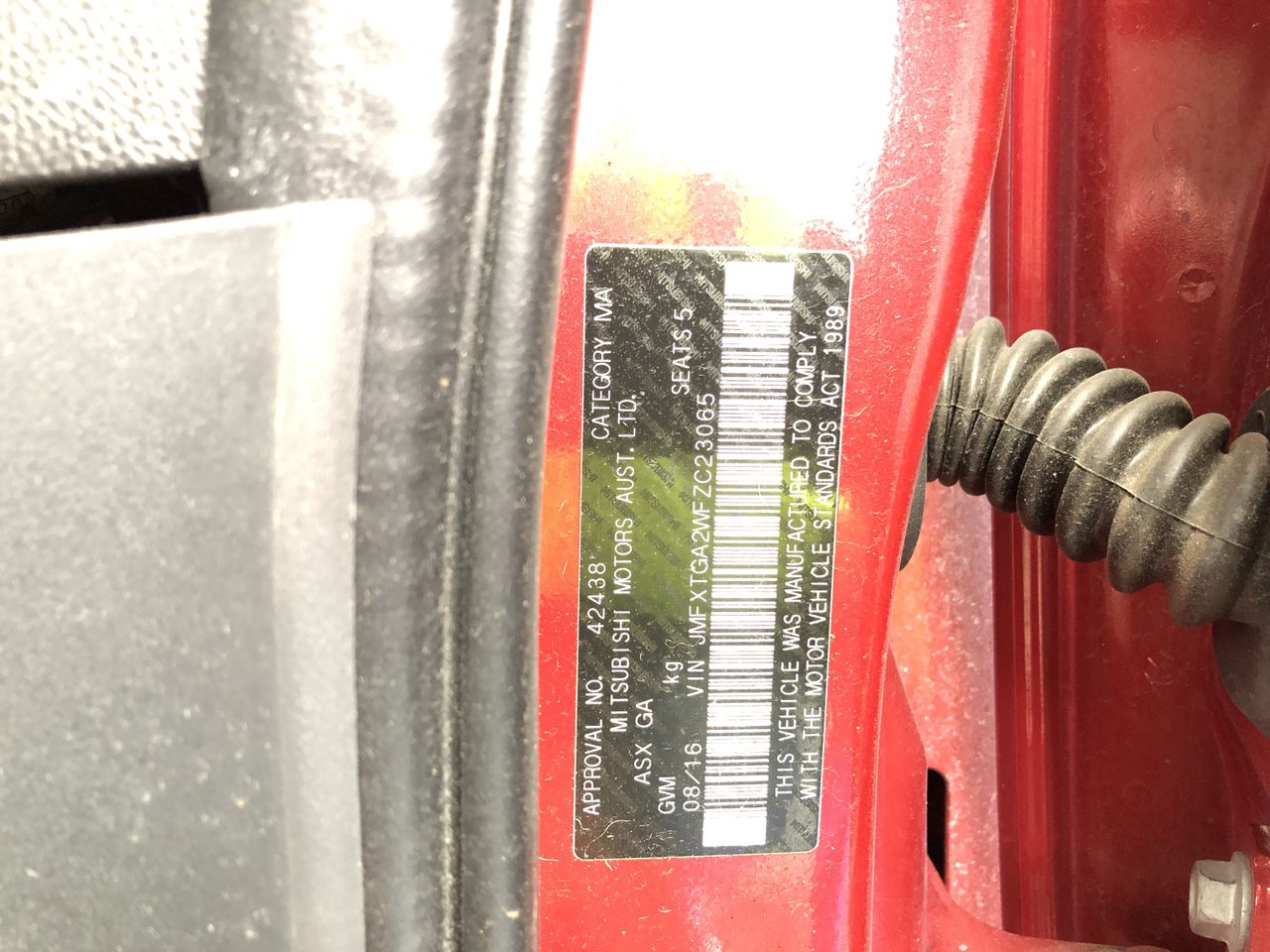 1992 Isuzu NPR500 Medium 4x2 Tray Body Truck and Contents