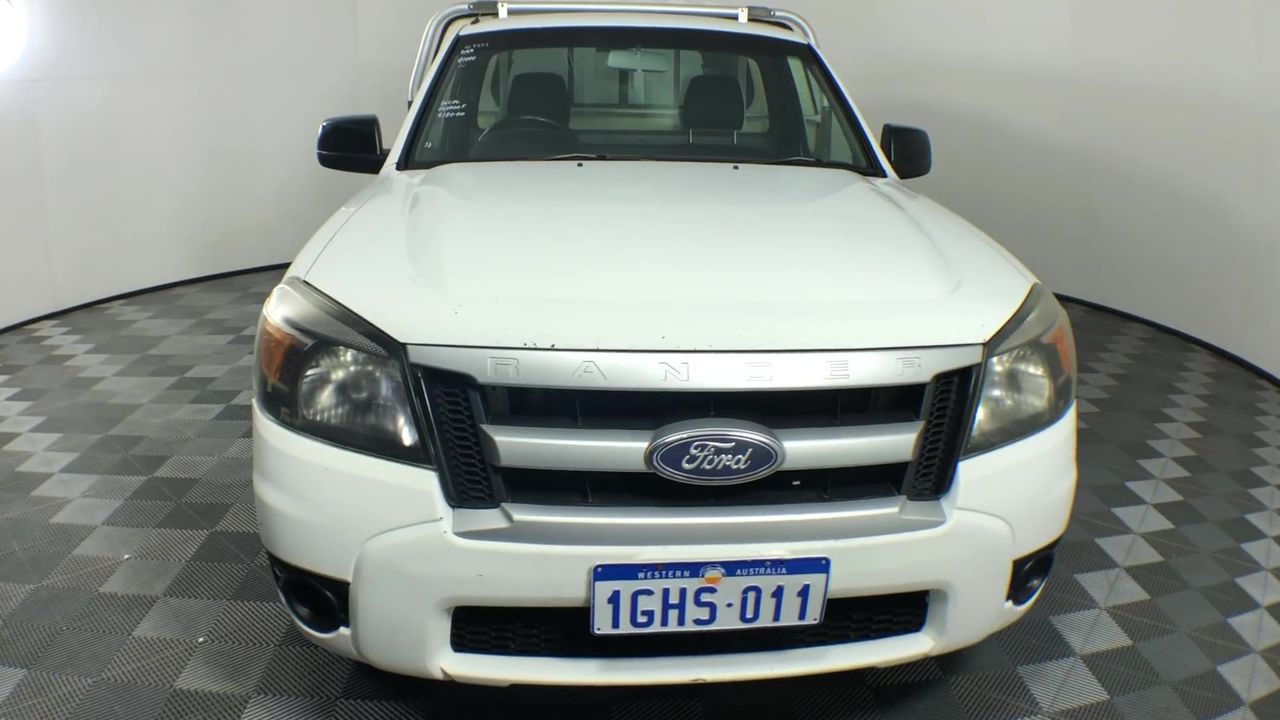 NEW XU1 Holden Torana Colour Silver Stunner Coin & Display Box C.O.A. LTD