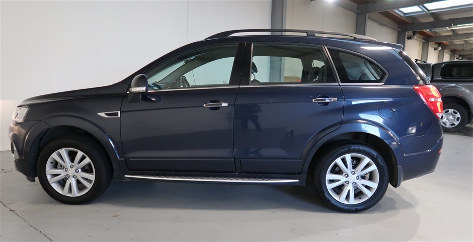 Vintage Enameled Easter Egg Diamante Jewelry Organizer Trinket Box Décor