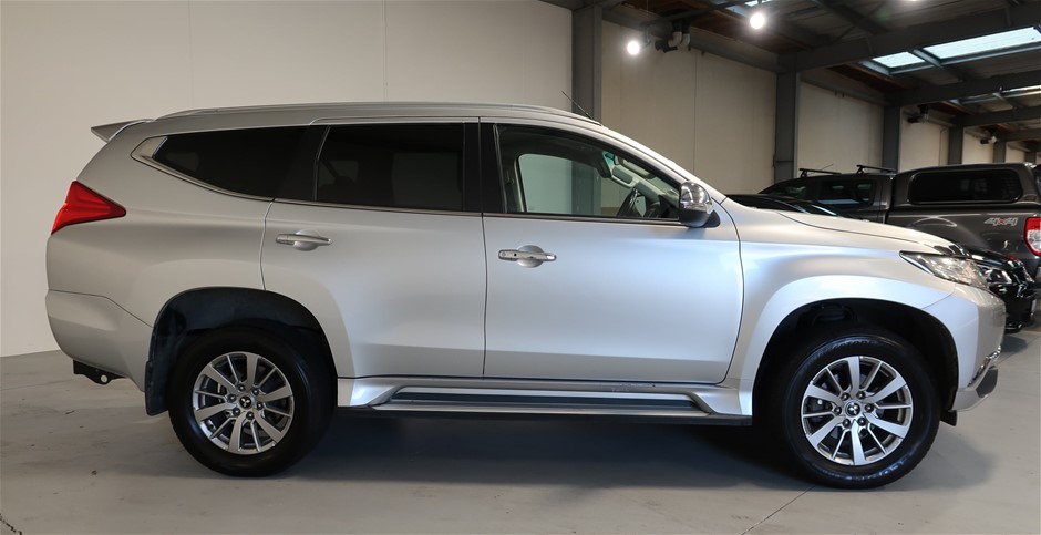 Raichu V – 045/172 – Brilliant Stars