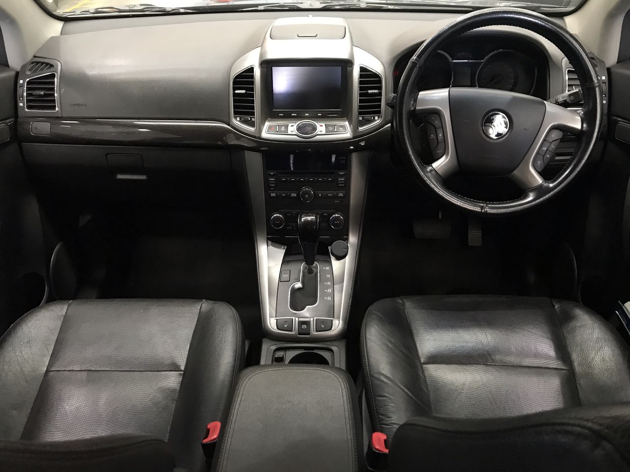 <p>Approx 15 Assorted Computer Monitors </p>