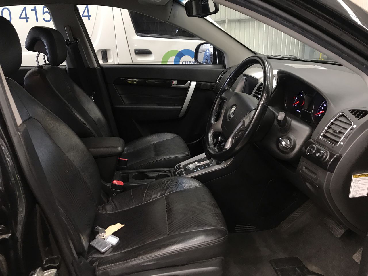 <p>Approx 15 Assorted Computer Monitors </p>