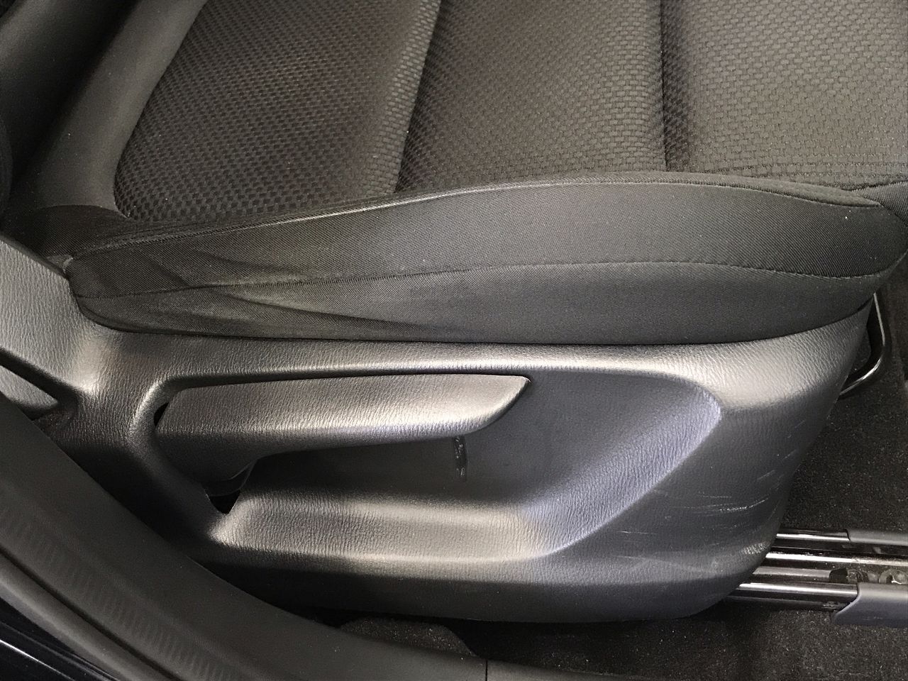 Casella Limited Release Cleanskin Cabernet Sauvignon 2012 (12x 750mL) SA