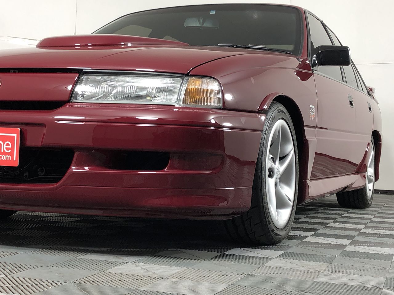 1990 NISSAN DIESEL Table Top Truck