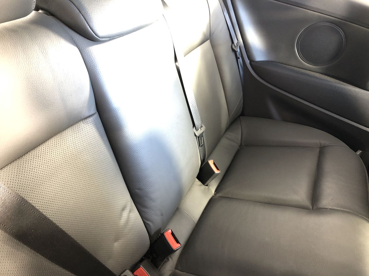 FLUFFY Concentrated Fabric Conditioner, Divine Blends, 250 Washes, 5L. N.B: