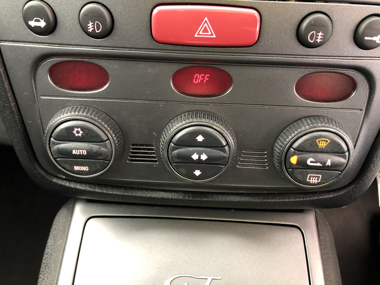 Assorted 4Lt Tins of Paint - Quantity 36 Tins