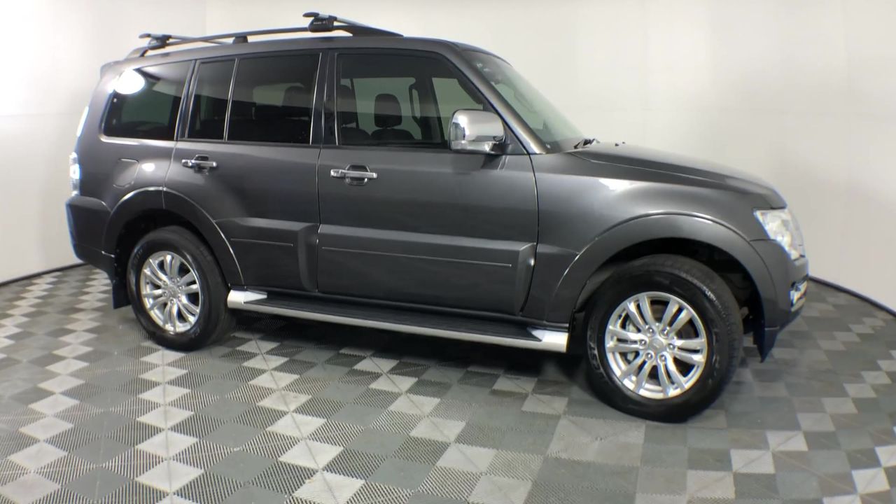 Grade AB 7-8mm White Pearls Real Platinum Plated Jewellery Set