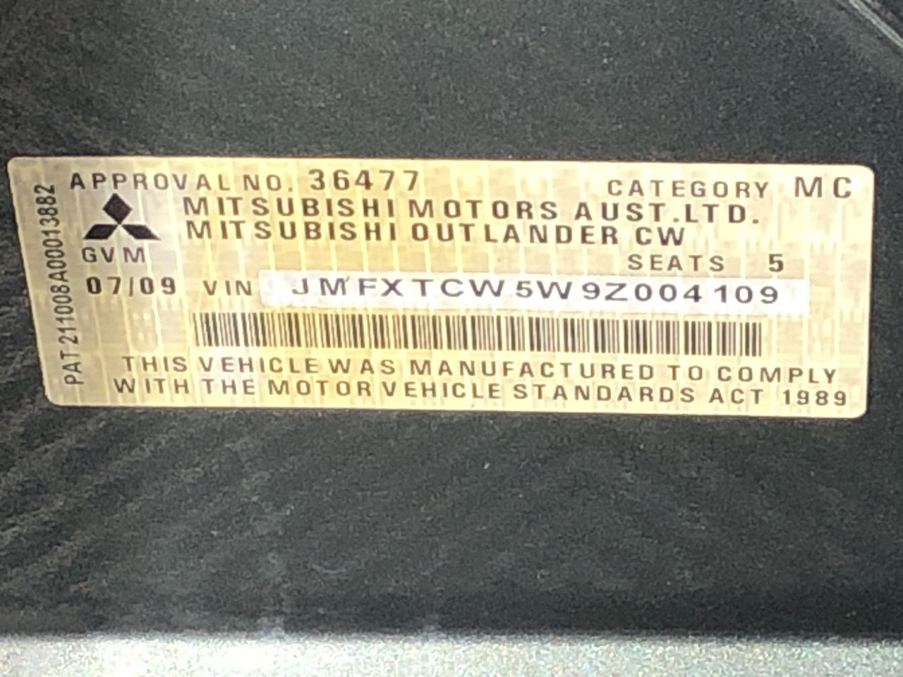 1/10 Oz 999.5 Silver Red Kangaroo & Joey 2025 Australian Bullion Merchants