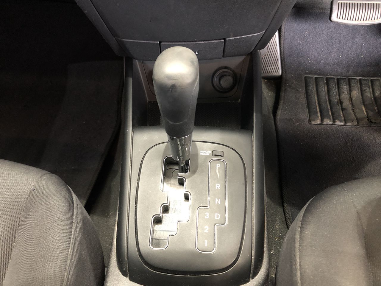 1966 AUSTRALIA FIRST & LAST QUEEN ELIZABETH SILVER ROUND FIFTY CENTS