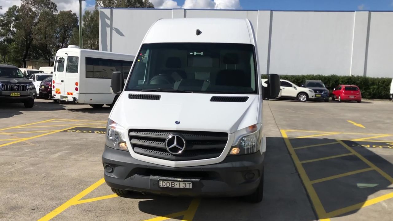 White Pearls Tiger Eye Gemstone Jewellery Jewellery Set