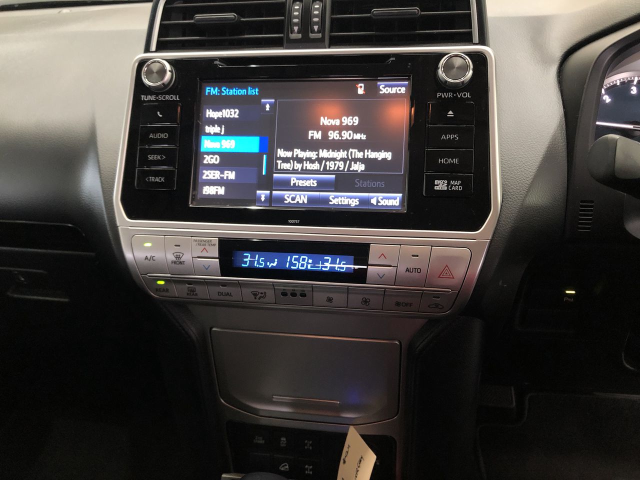 2 Pairs x Women's Shoes, Size US9, Incl: LAZYPANTS & BODY GLOVE, Black & Pi