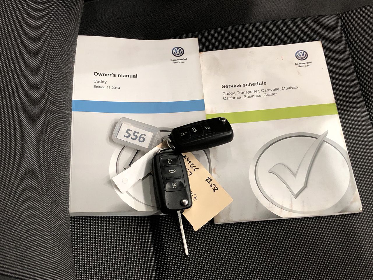 Jules Roy Chardonnay 2023 (6x 750mL), France.