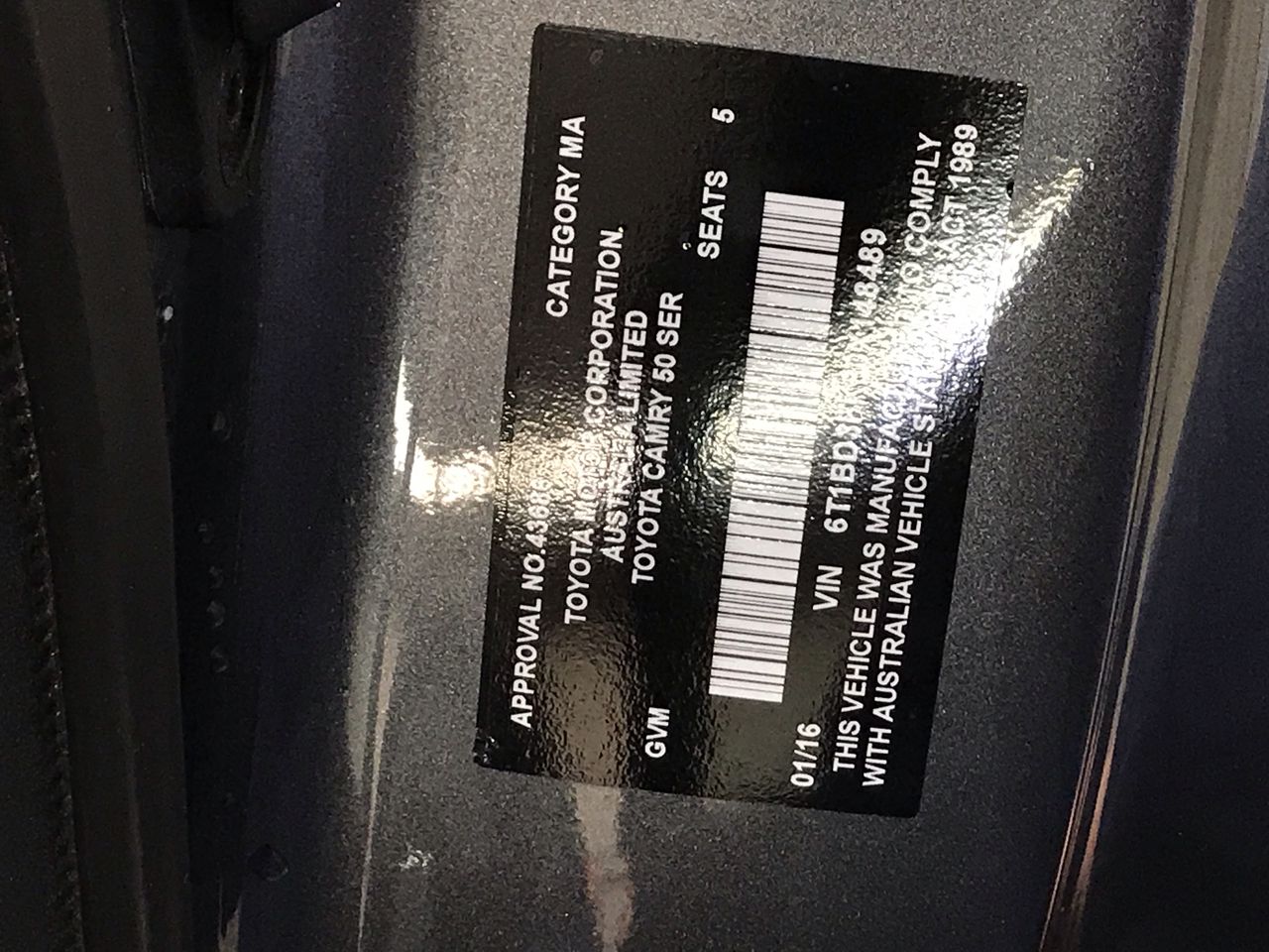 Wolf Blass Red Label Sauvignon Blanc (6x 750mL). Current Vintage Release.