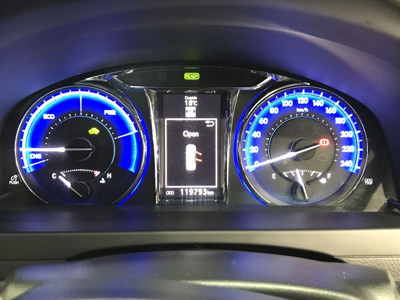 Wolf Blass Red Label Shiraz (6x 750mL), SEA.