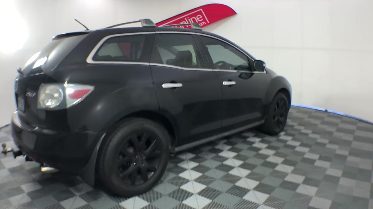 DeWALT 18V XR Li-ion Cordless Brushless 550mm (21-1/2") Pole Hedge Trimmer