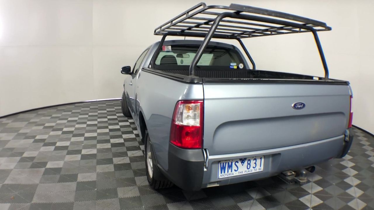 0.08 Carat White 4 round diamonds