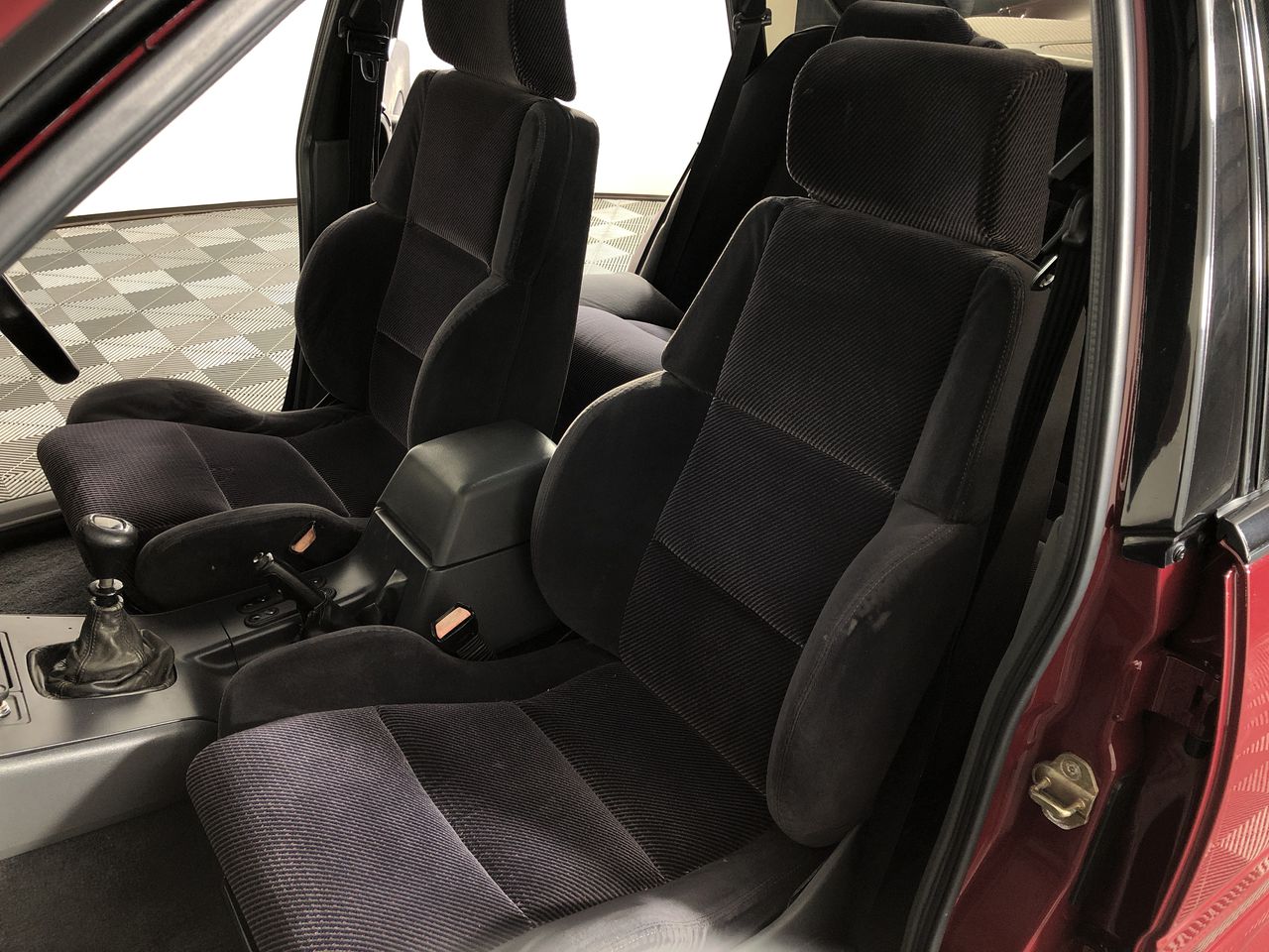 0.40 carat pink square radiant cut deep b orangy pink value: $28,560