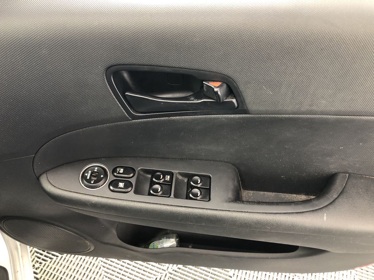 Seppelt The Great Entertainer Chardonnay Pinot Noir NV (6x 750mL).