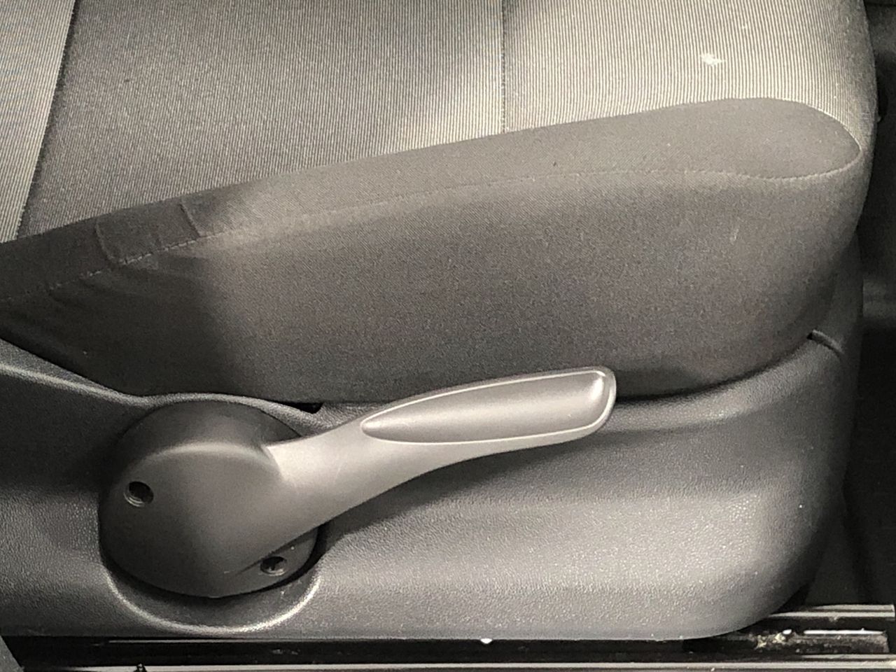 "HOLDEN MONARO" Muscle Car Series 1 0z HSE 999 Fine Silver Coin/token LTD