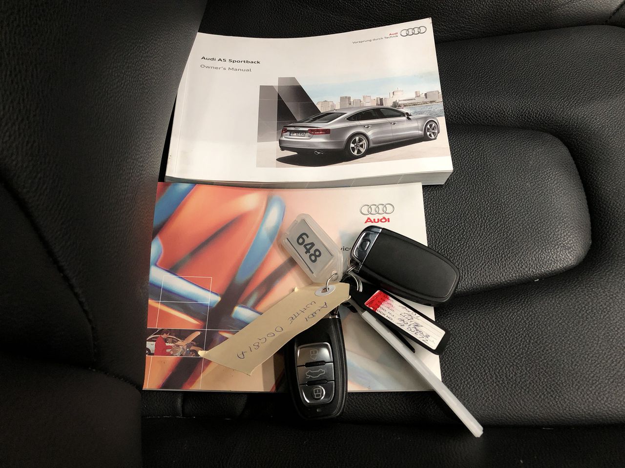 0.08  carat white round 5 diamonds