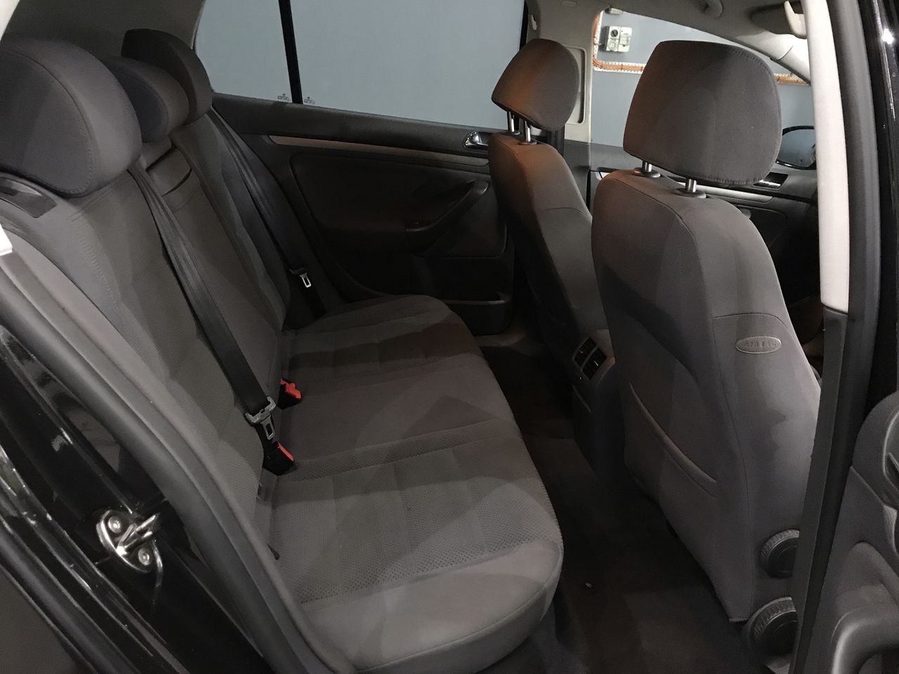 2x Guardsman Revitalising Wood Polish Sprays 473ml