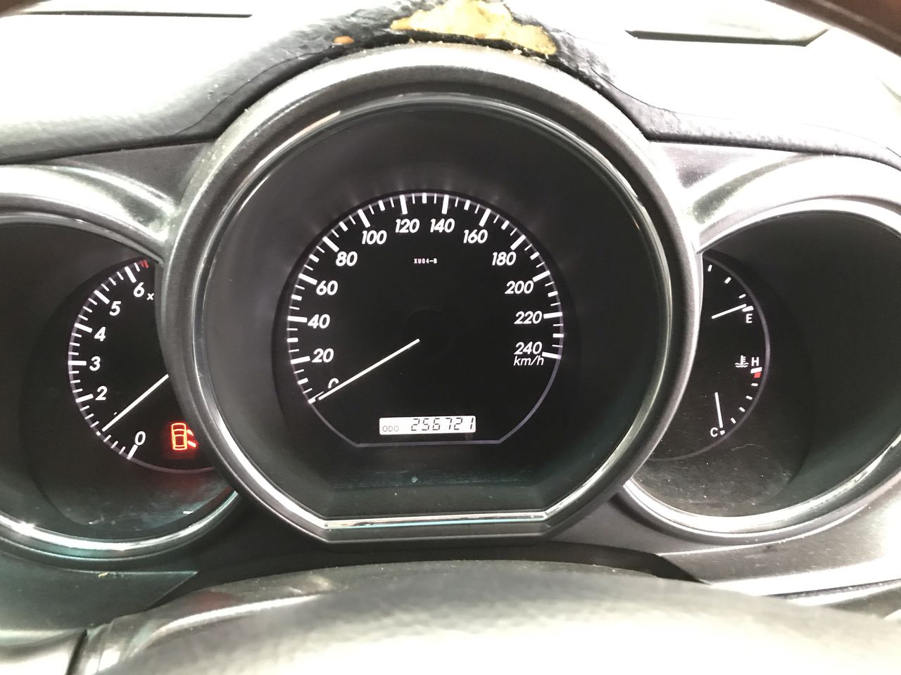 Designer Roman Numeral Round Pendant Necklace - Rose