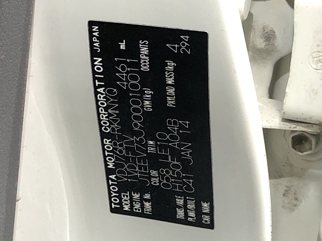 BIJ'OR - Button Baroque White Pearl Drop Earrings in Gold RRP $99