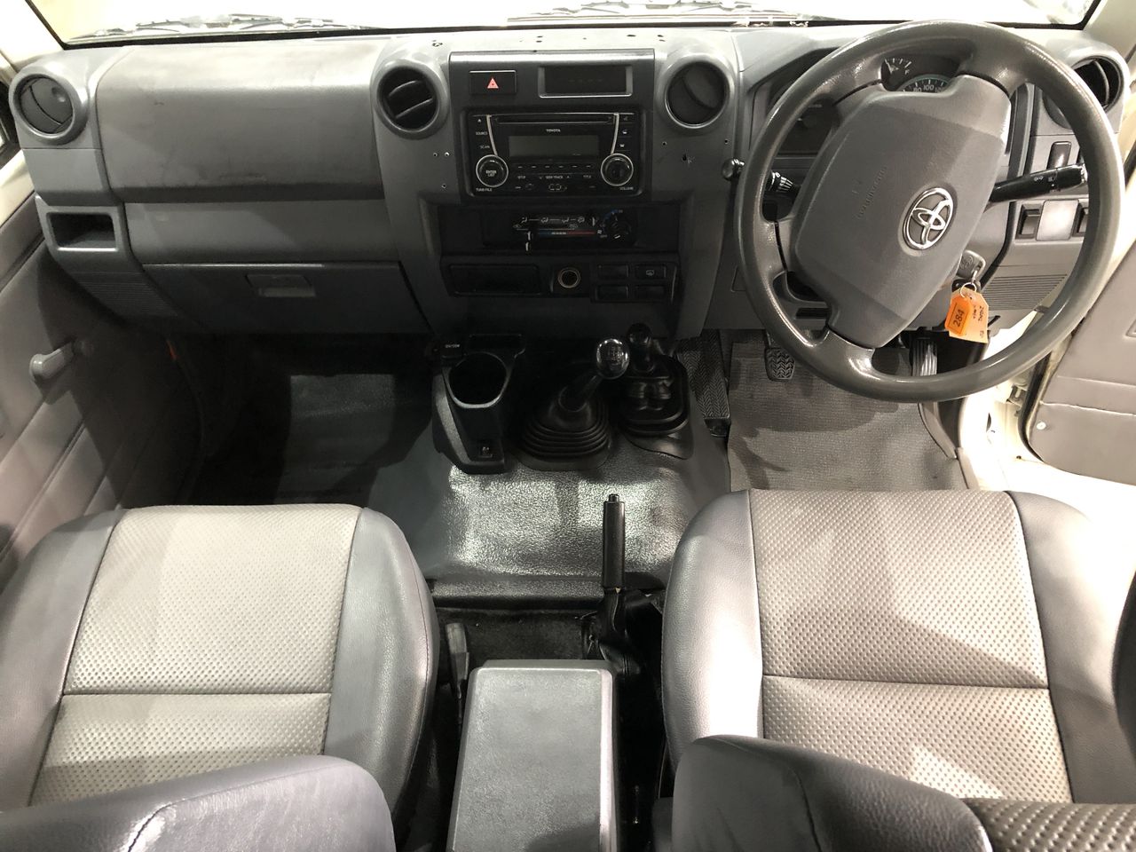 BIJ'OR - White Pearl & Simulated Diamond Teardrop Necklace  RRP $59