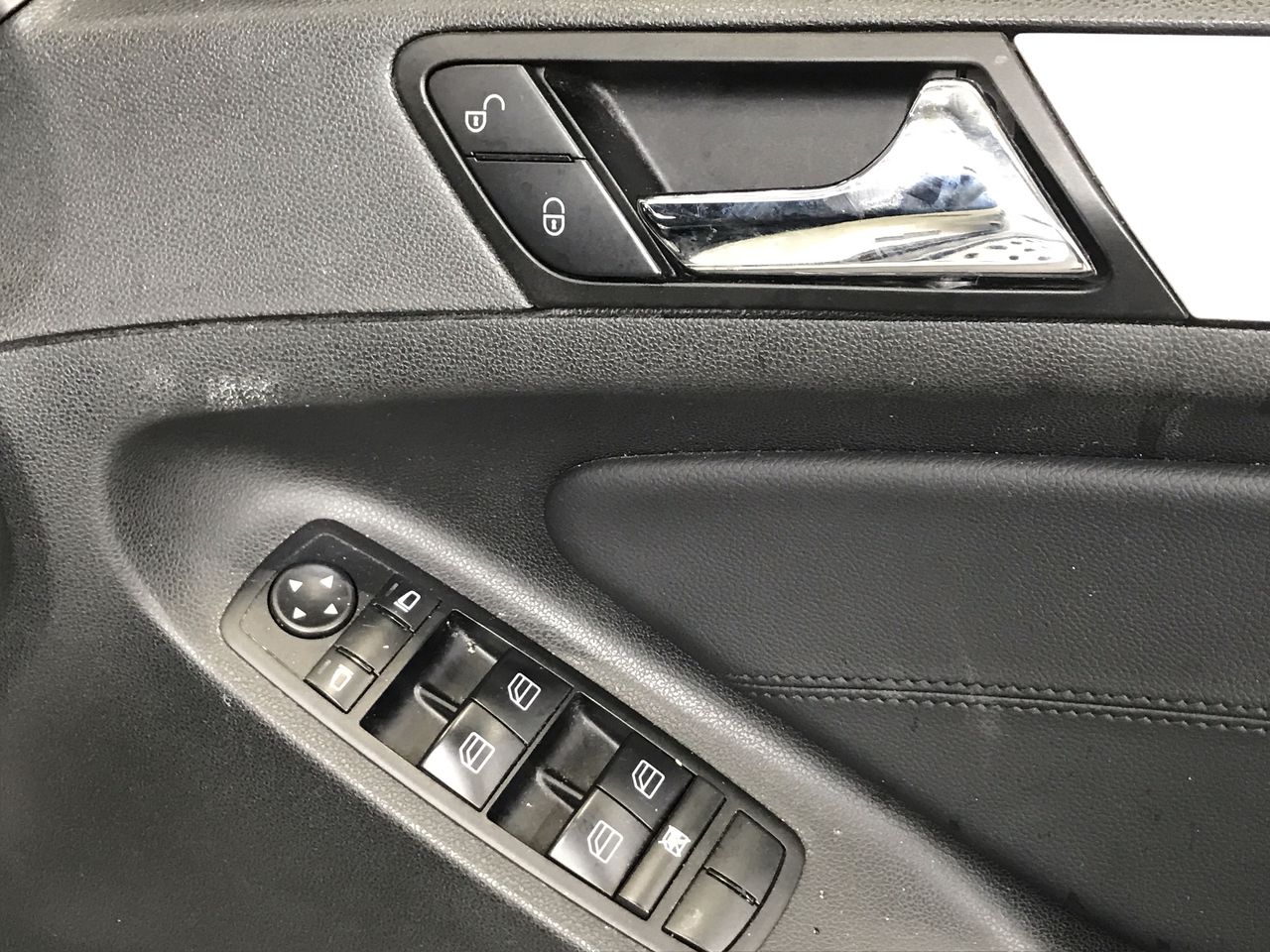 HP ProBook 11 G2 Laptop i3-6100U 4GBRAM/128GB Black