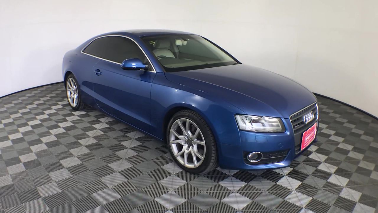 1966 Australia First & Last Queen Elizabeth Silver Round Fifty Cents