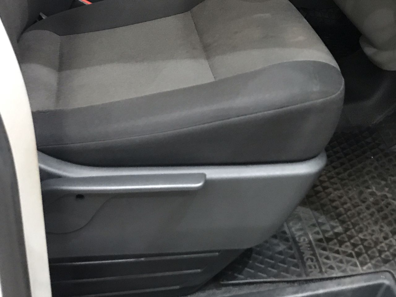 Assorted 15Lt Tins of Paint x 4