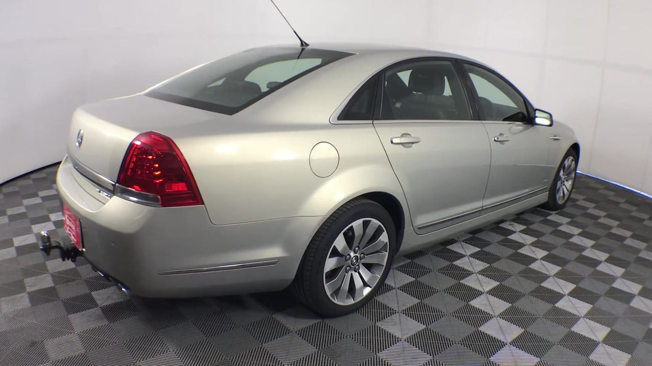 7-8mm White Pearls & Gold Plated Rhinestone Stretch Bracelet.