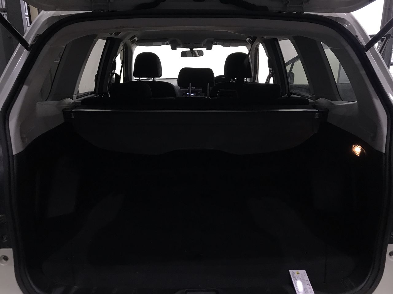 complete set of 8 Rare 2014 5 gram Certified Animal Series
T