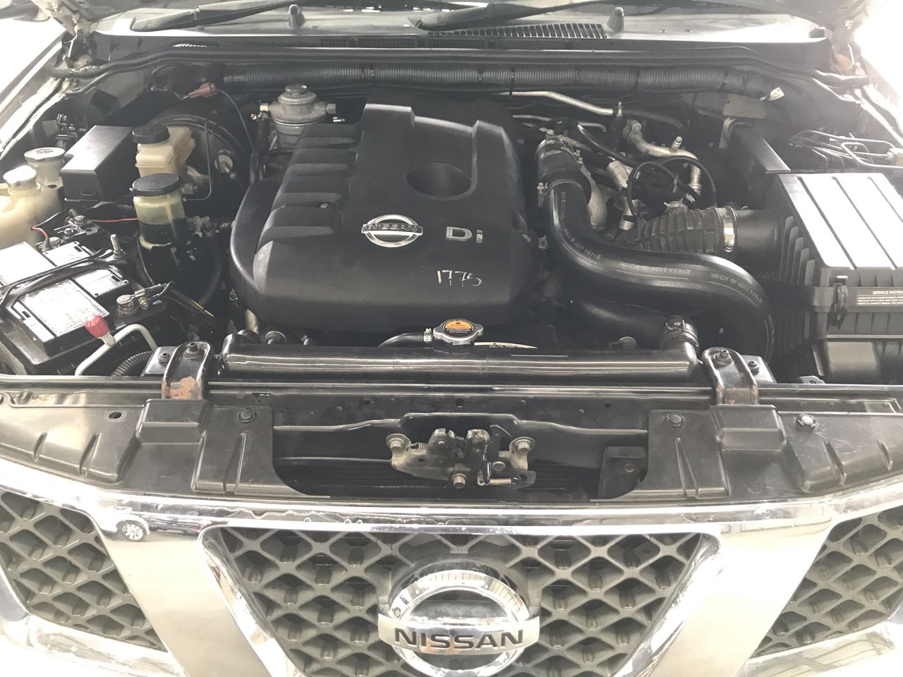 BUNDLE of 4: KOHLER Disposal Flange + OXO Sink Caddy (NB: has minor crack)