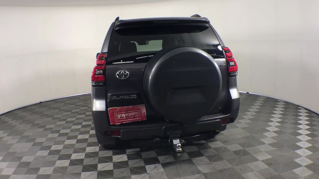 Yealink Meeting Bar A30 Video Endpoint + Logitech Meetup Cam 4K Video